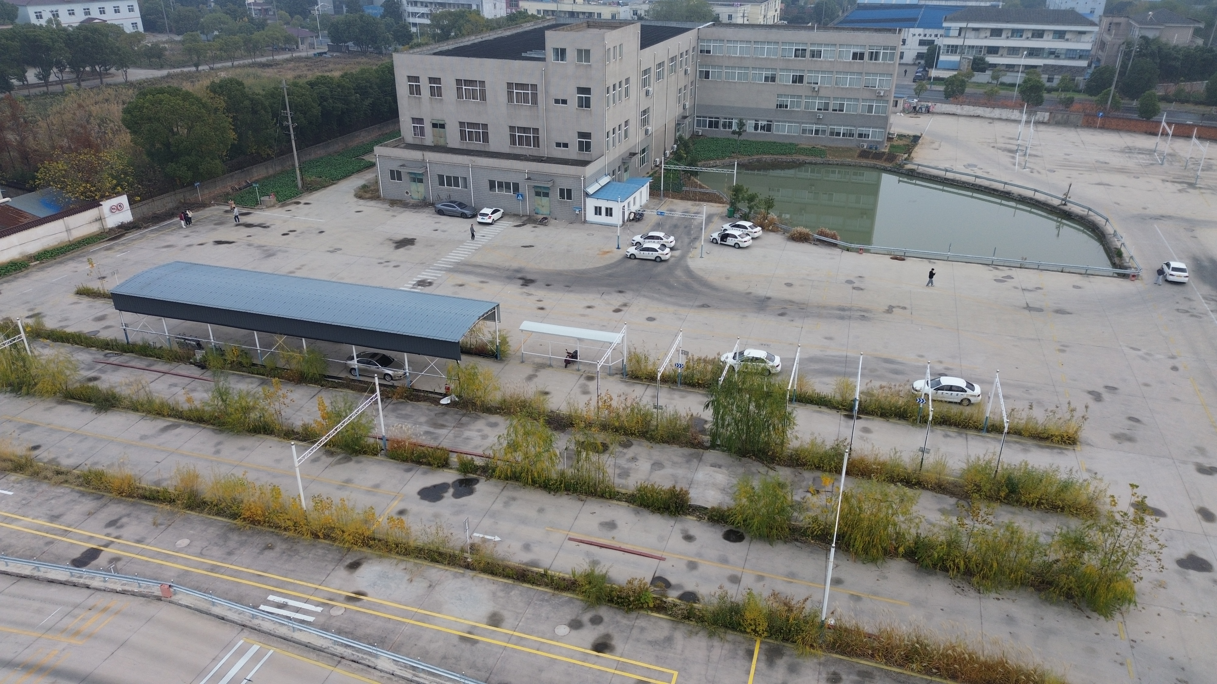 镇江驾校通过率与班车路线全解析